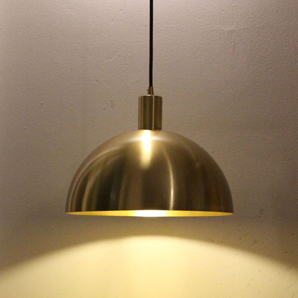 Luxe Gyllene Taklampa – Tidlös Elegans