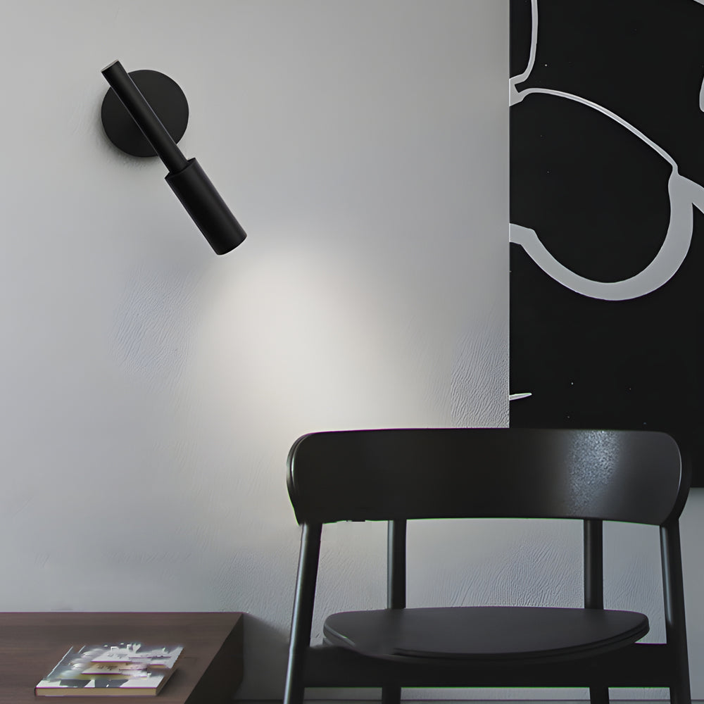 Stram Modern Vägglampa – Enkelhet och Stil